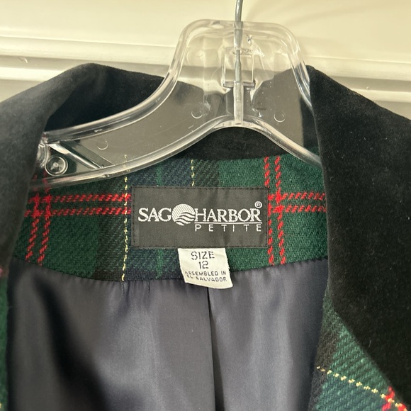 Sag Harbor Green and Red Plaid Blazer - Picture 3 of 5